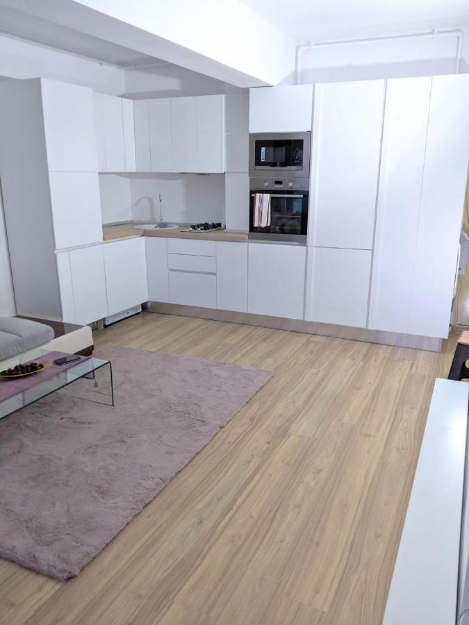 Mamaia Centru Kids Friendly Apartament Kültér fotó