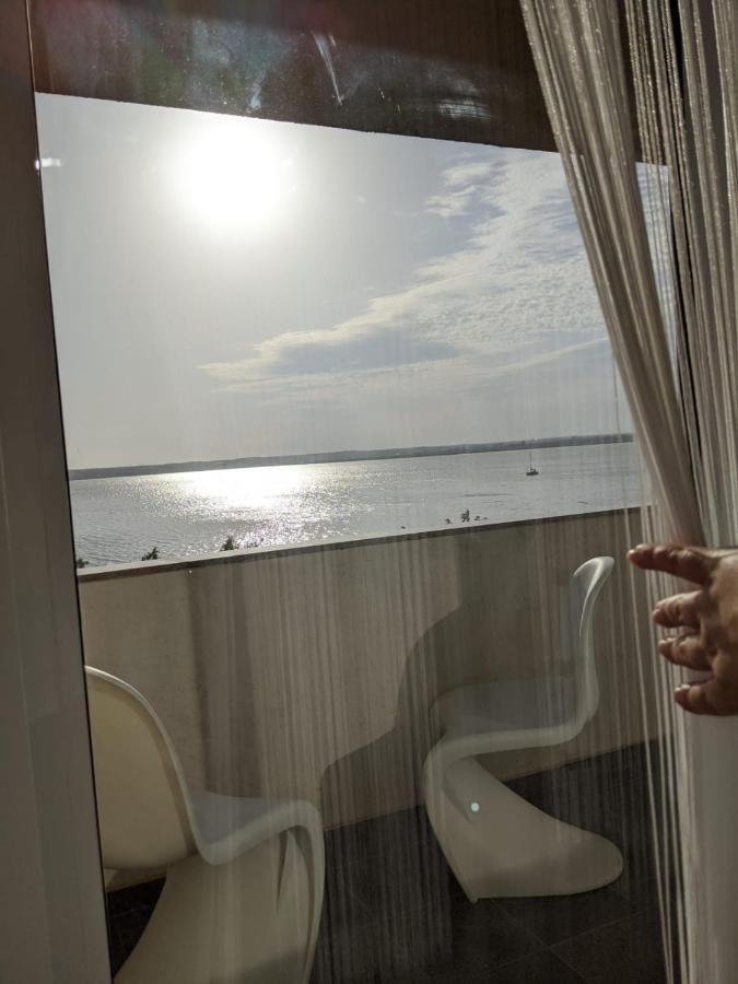 Mamaia Centru Kids Friendly Apartament Kültér fotó